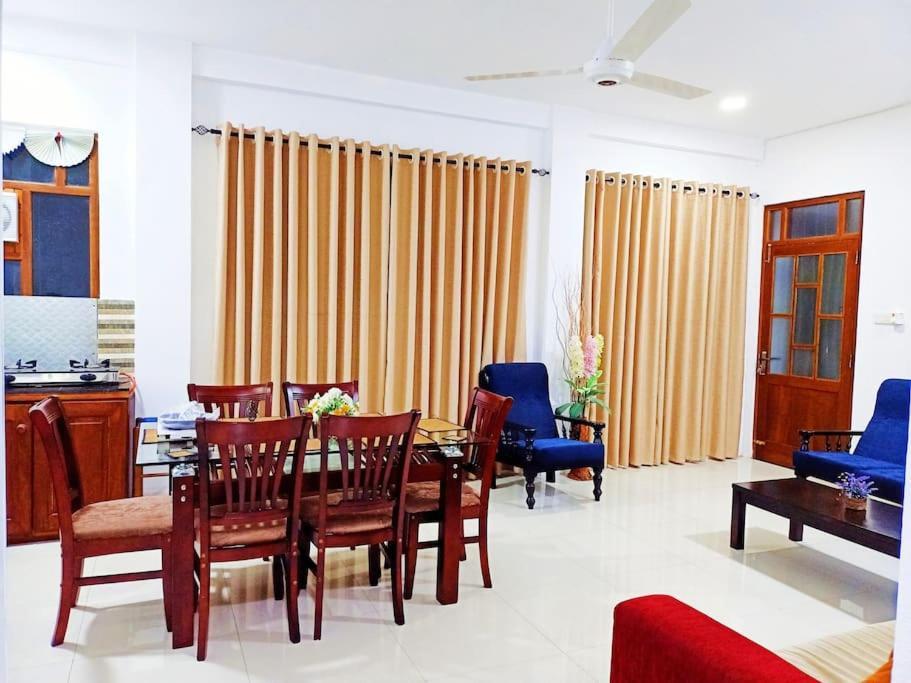 Saru Holiday Apartment - Upto 6 Guests Канди Екстериор снимка