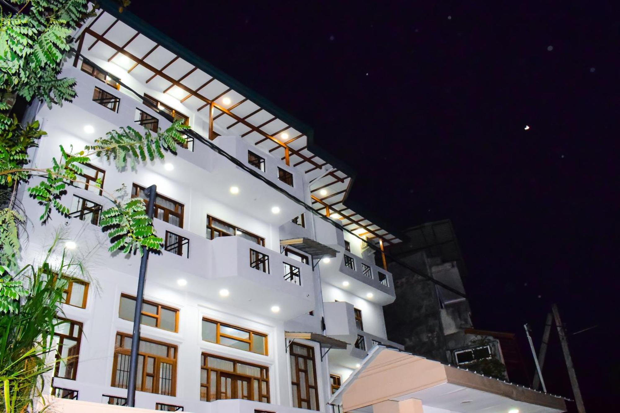 Saru Holiday Apartment - Upto 6 Guests Канди Екстериор снимка